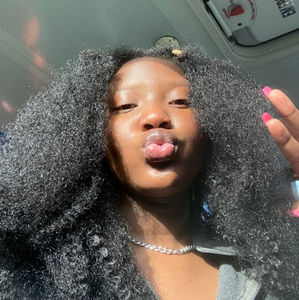 Meet your Posher, Janet